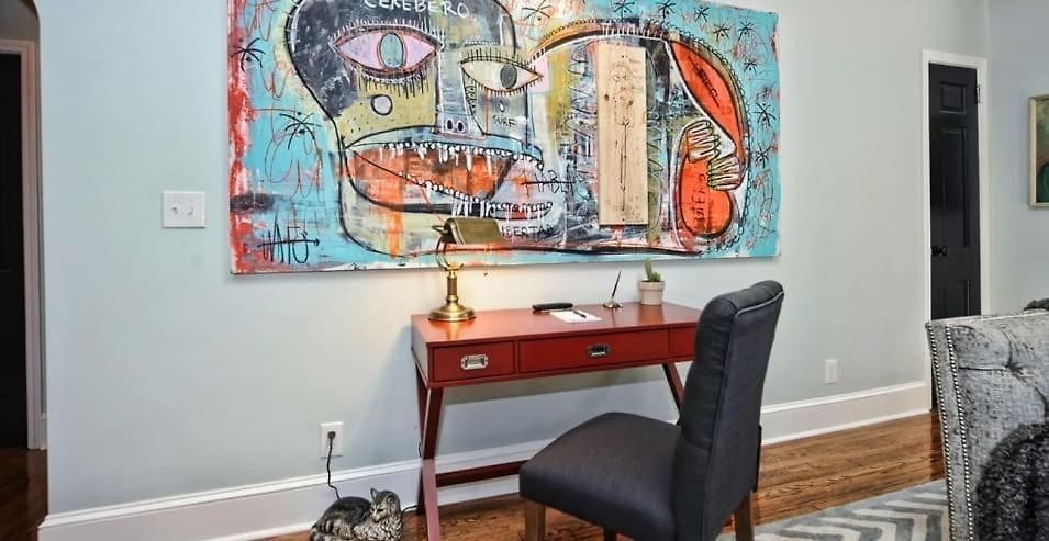 Chic And Comfortable 2br Near Uptown Holiday home