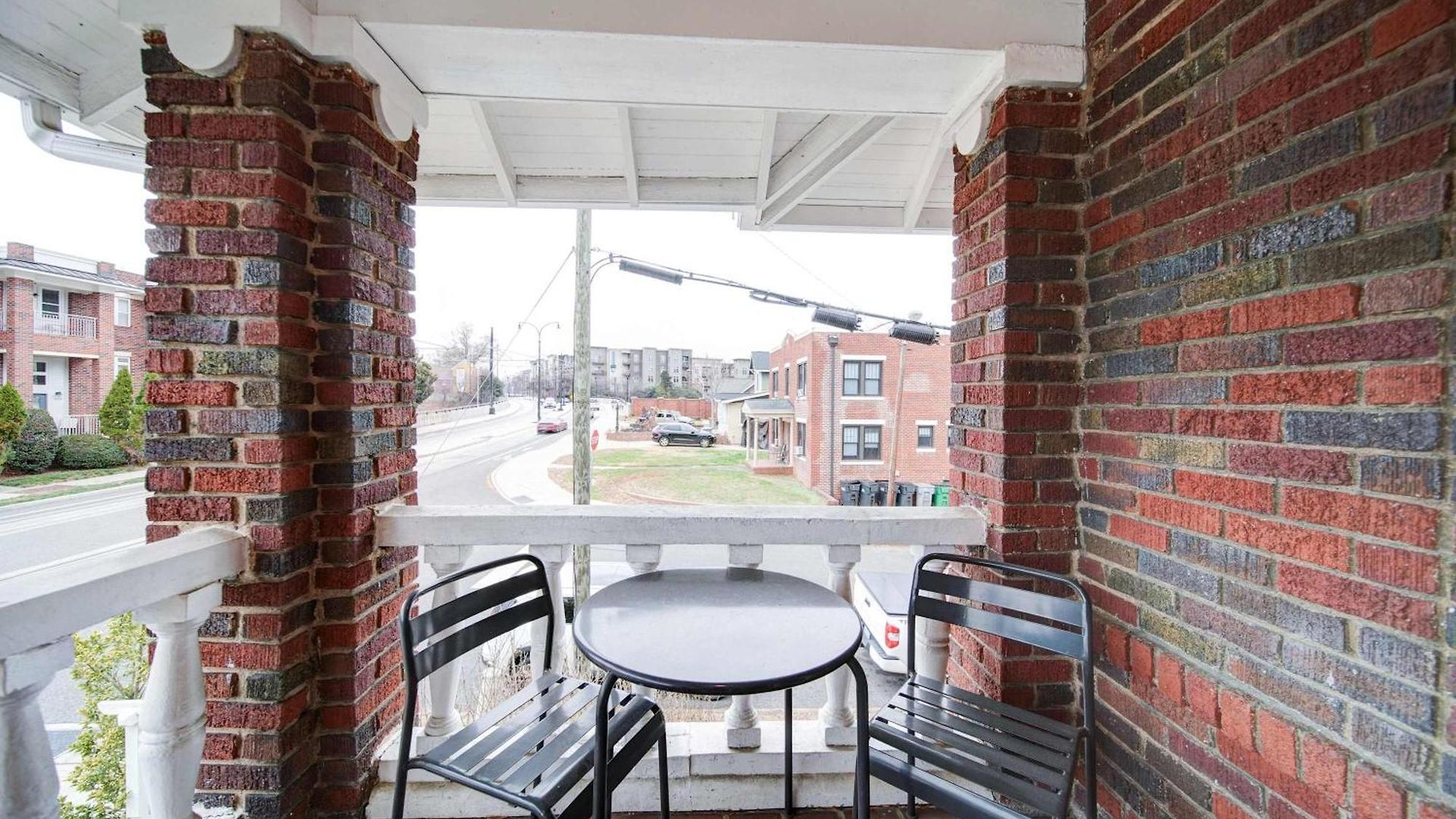 Elegant 1br King Condo, Elizabeth-plaza Midwood *