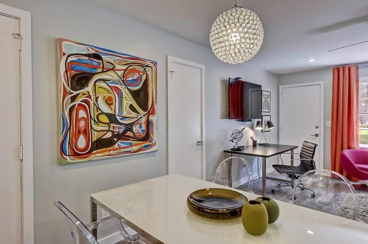 Spacious With Easy Access To Uptown * Charlotte