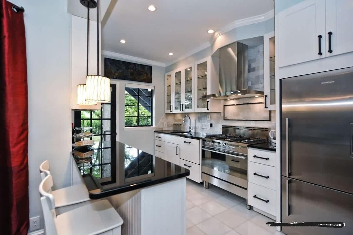 Beautifully Furnished Modern 2br With Balcony Holiday home *