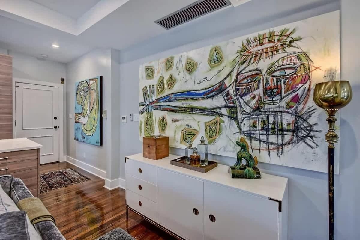 Modern 2br With Sunroom Near Uptown Holiday home