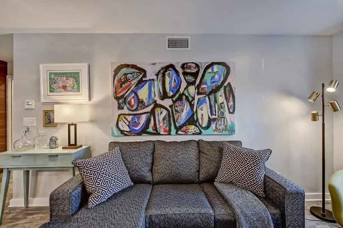Holiday home Comfortable And Stylish Near Myers Park