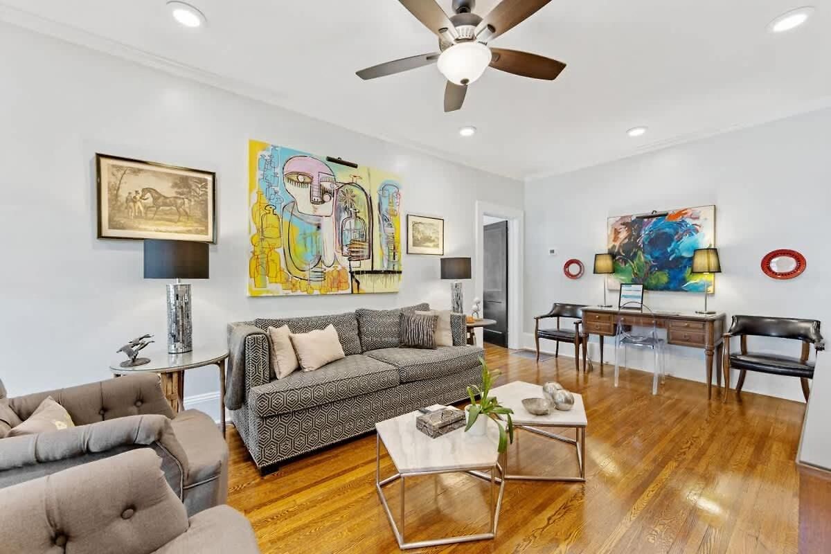 2 Bedroom In Myers Park With Comfortable Screened Porch Holiday home