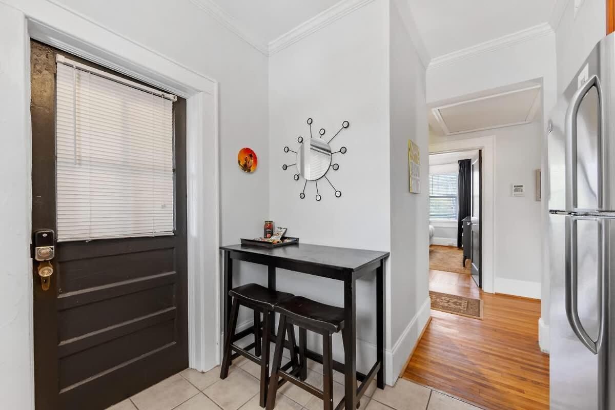 Bright And Restful 2br Near Uptown With Balcony Charlotte