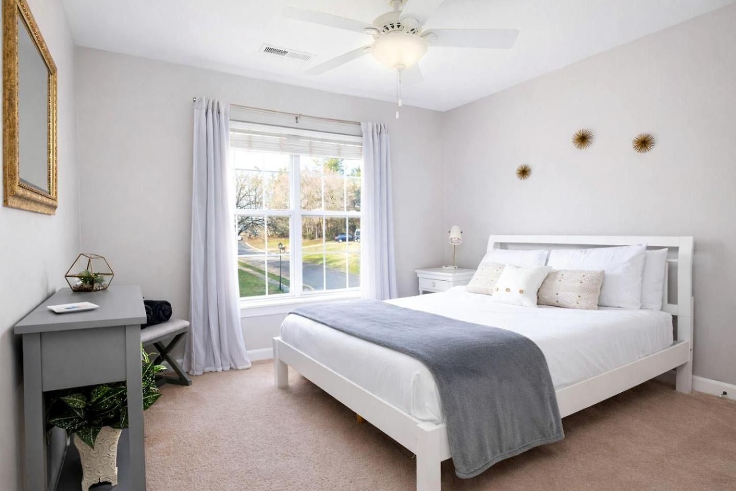 Suburban Sanctuary In Charlotte, North Carolina Charlotte