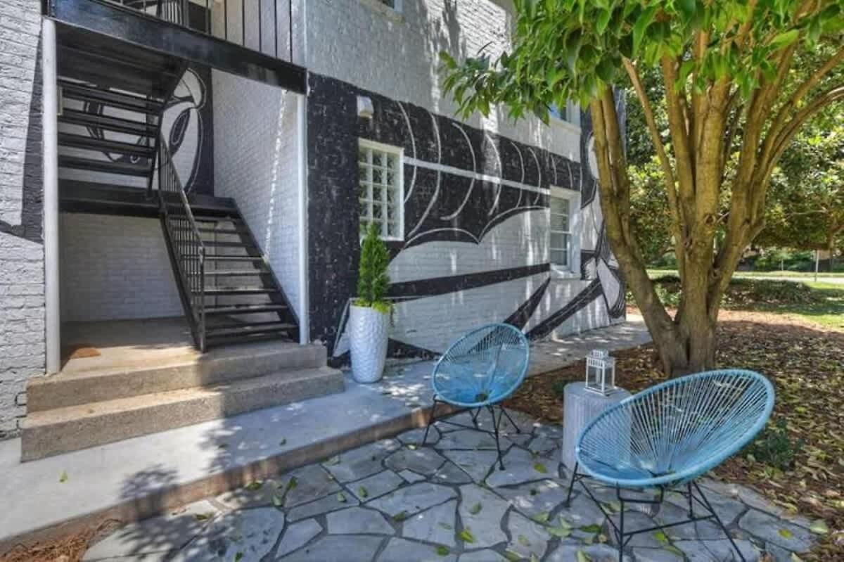 Holiday home Spacious With Easy Access To Uptown *