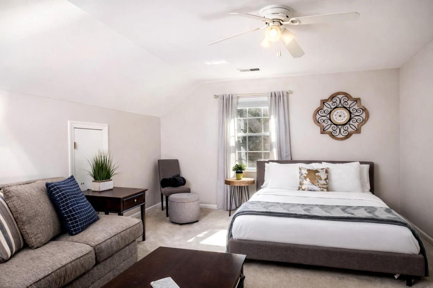 Suburban Sanctuary In Charlotte, North Carolina Charlotte