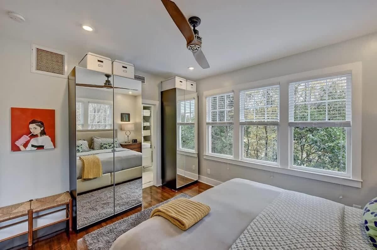 Modern 2br With Sunroom Near Uptown Holiday home *