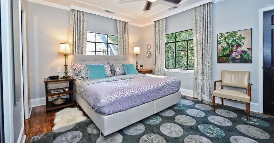 Holiday home Chic And Comfortable 2br Near Uptown