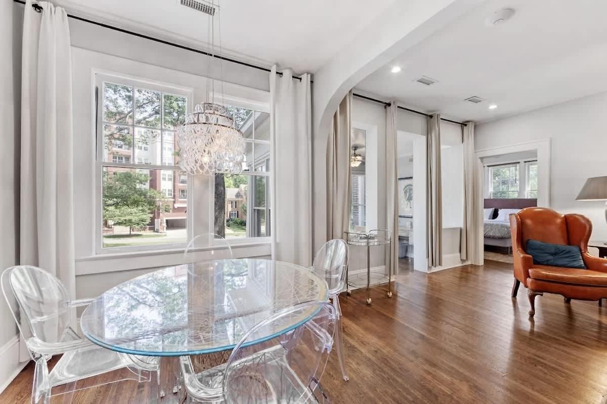 Holiday home Contemporary Gem In The Heart Of Myers Park