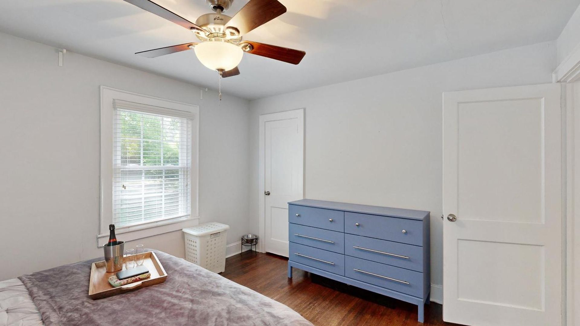 3 Mi To Dtwn Charlotte! Quiet Haven W/ Fenced Yard Holiday home *