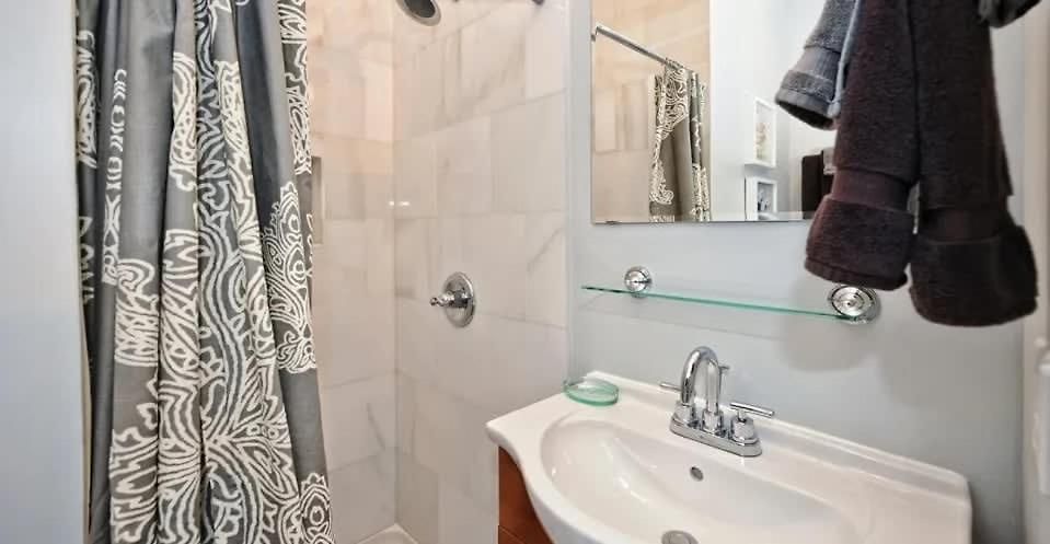 Chic And Comfortable 2br Near Uptown