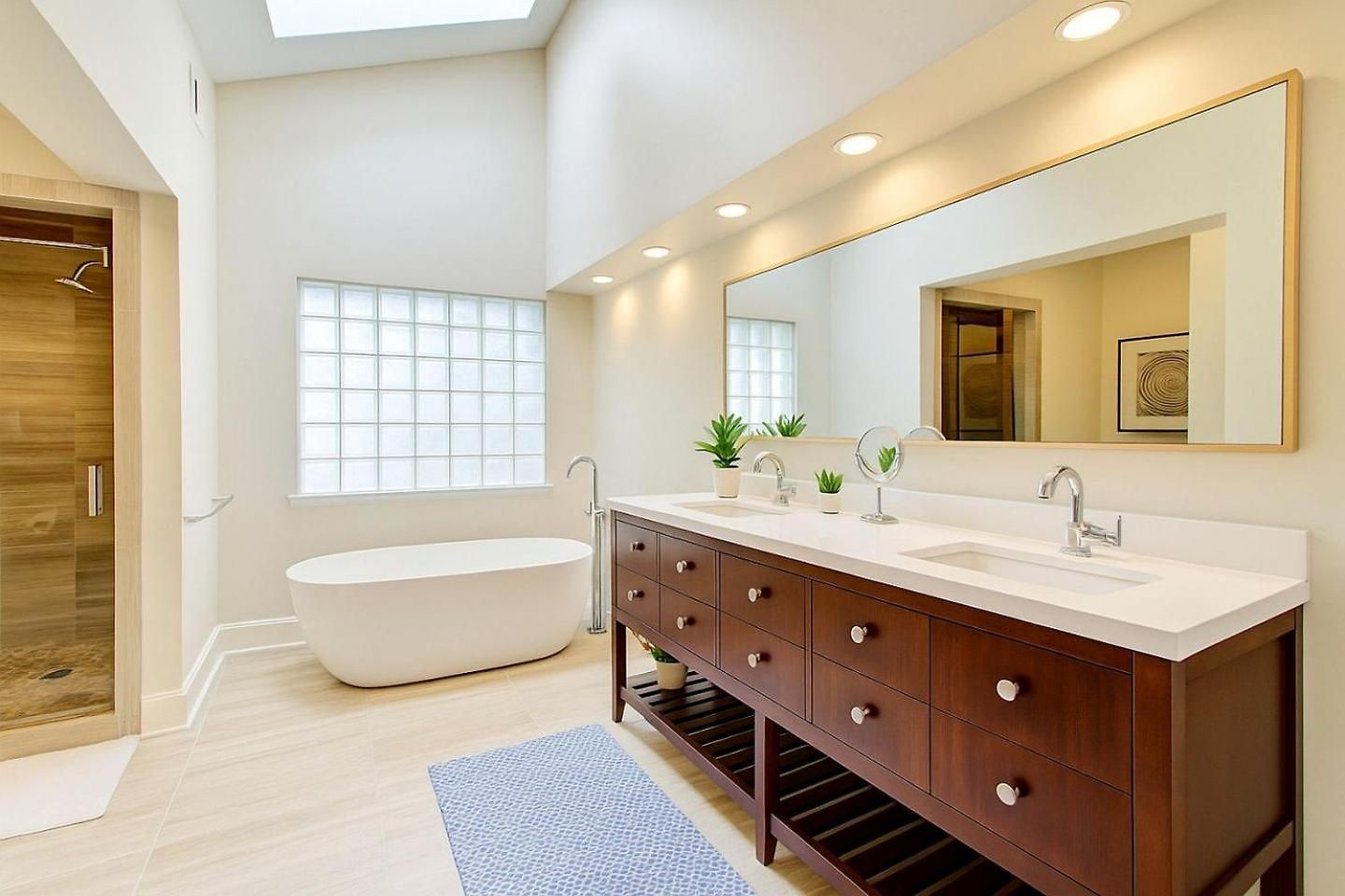 Cozy With Swimming Pool In Charlotte, North Carolina