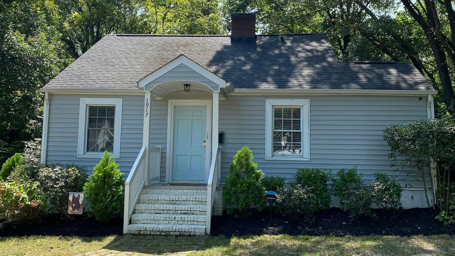 3 Mi To Dtwn Charlotte! Quiet Haven W/ Fenced Yard *