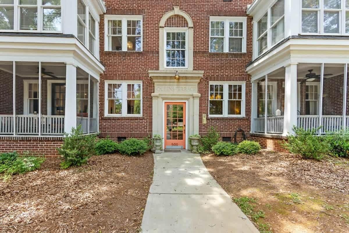 Holiday home 2 Bedroom In Myers Park With Comfortable Screened Porch Charlotte