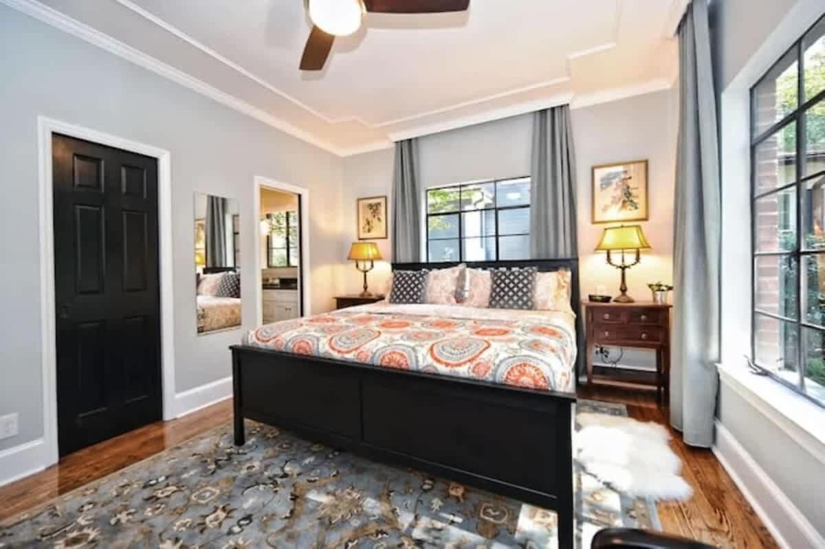 Holiday home Relax Or Entertain In Luxurious 2br With Patio