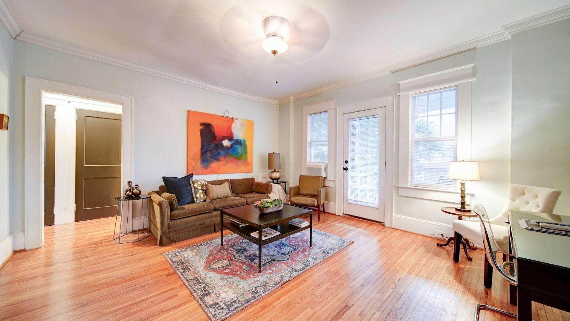 Chic 1 Bedroom Units Near Dilworth Holiday home