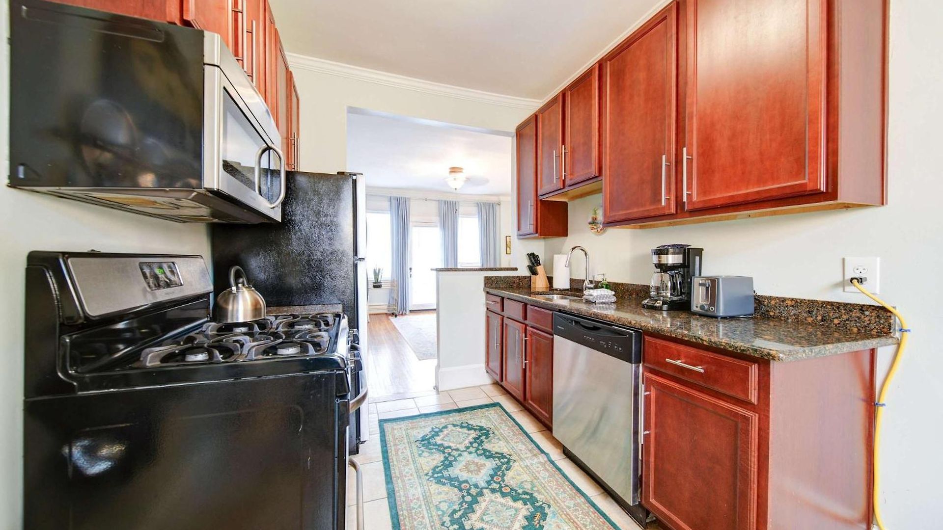 Chic 1 Bedroom Units Near Dilworth Holiday home *