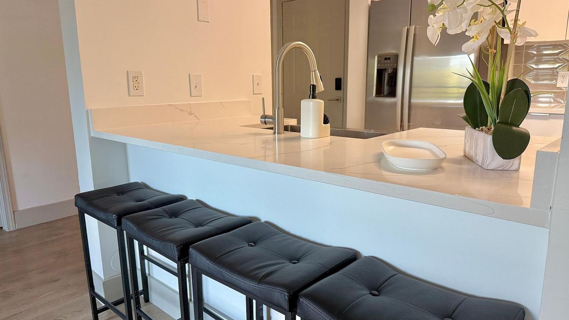 Luxury Uptown, Free Parking, 5min Bank Of America Stadium Charlotte