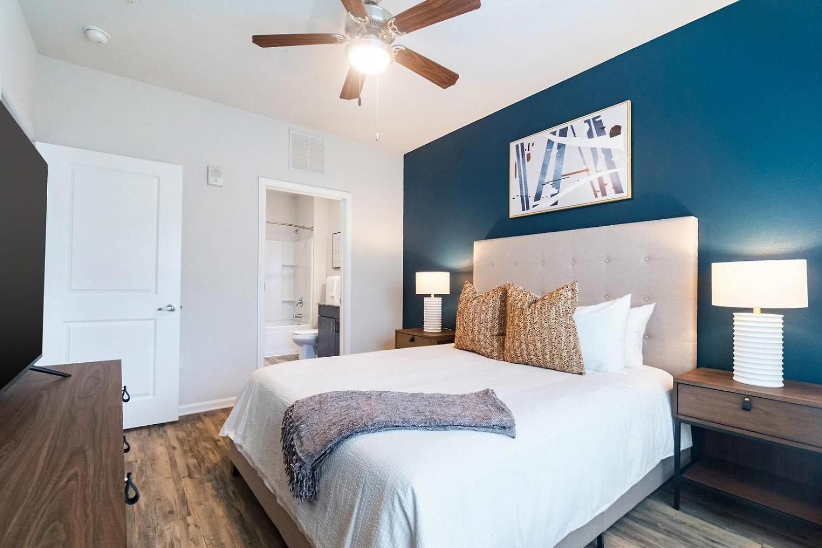 Landing - North Apartment Charlotte