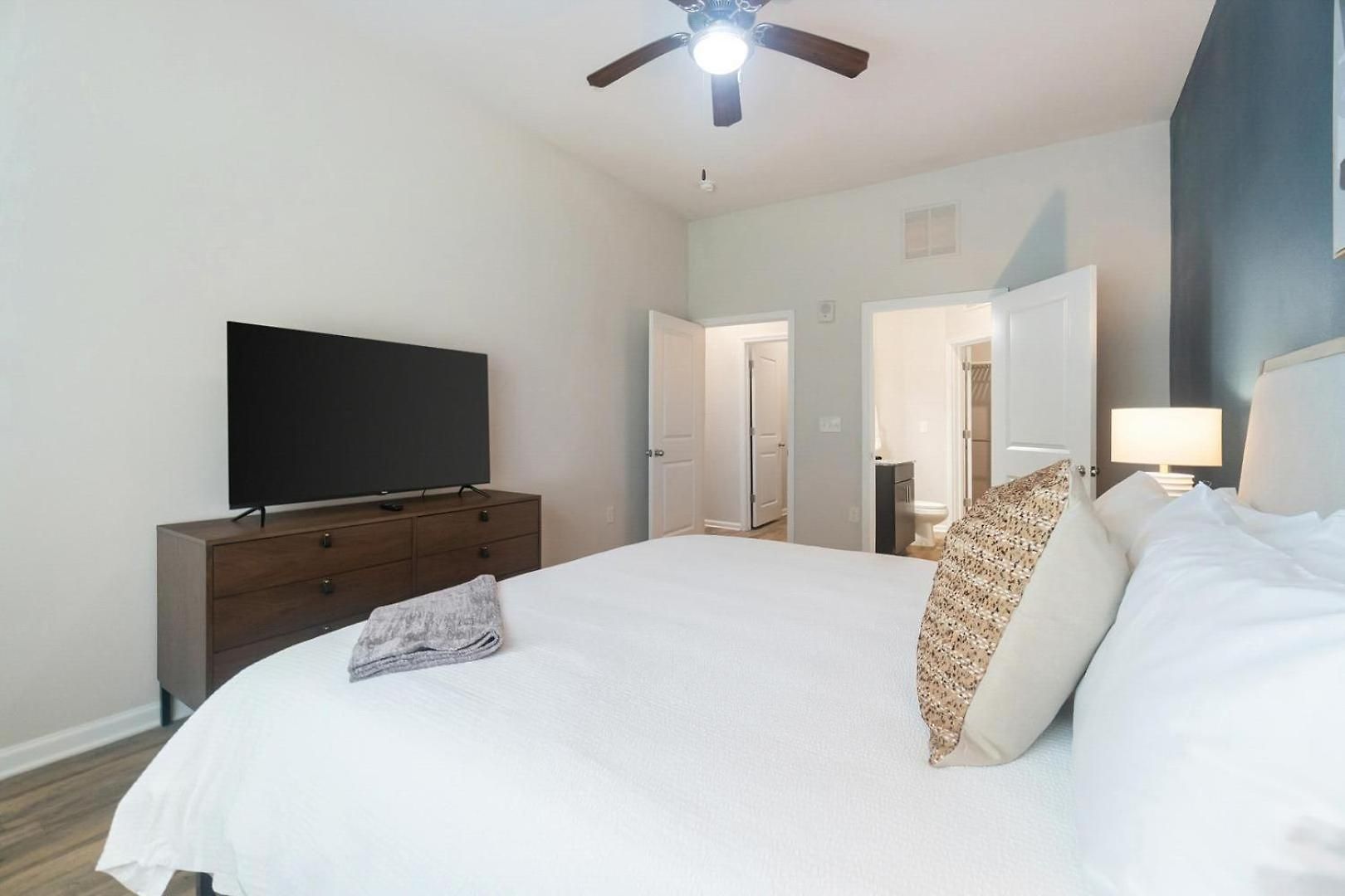 Apartment Landing - North Charlotte