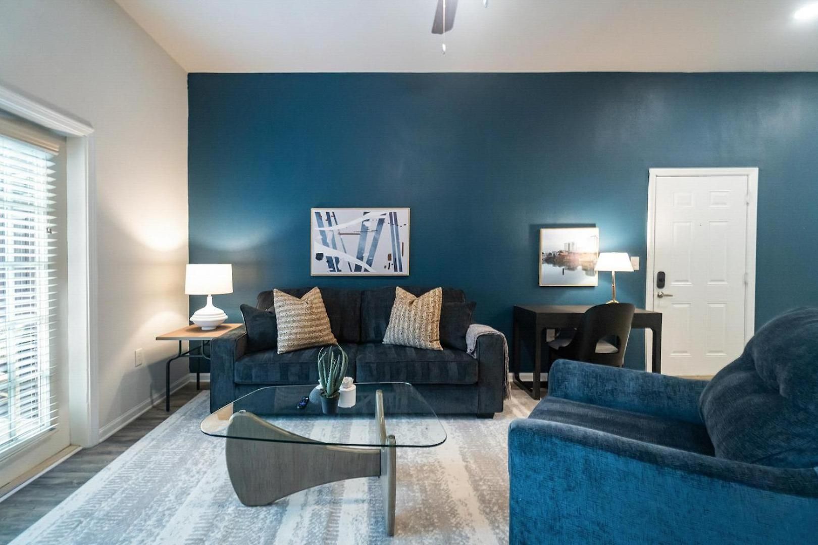 Landing - North Apartment