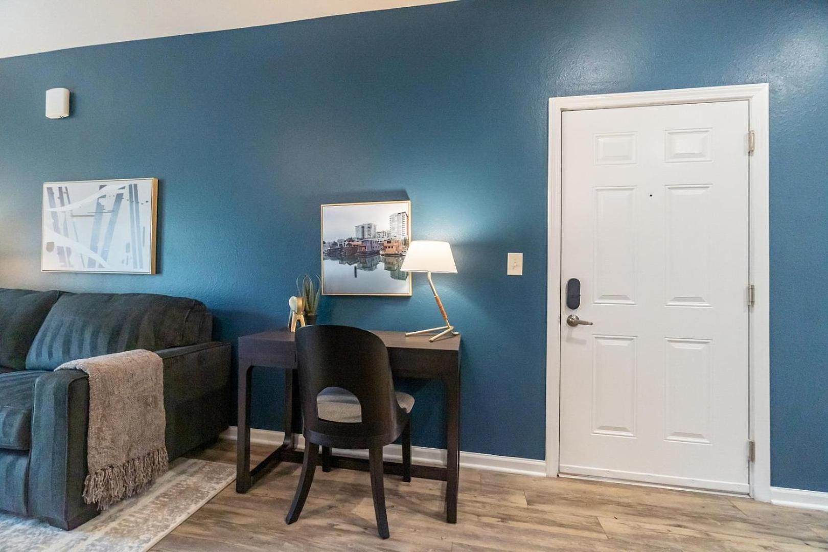 Landing - North Apartment Charlotte