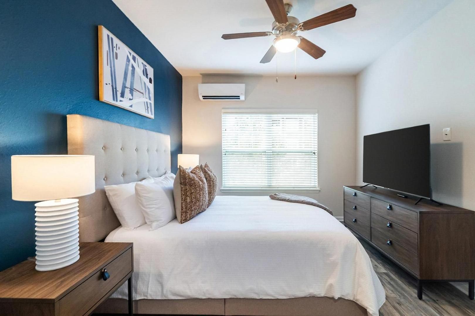 Landing - North Apartment Charlotte