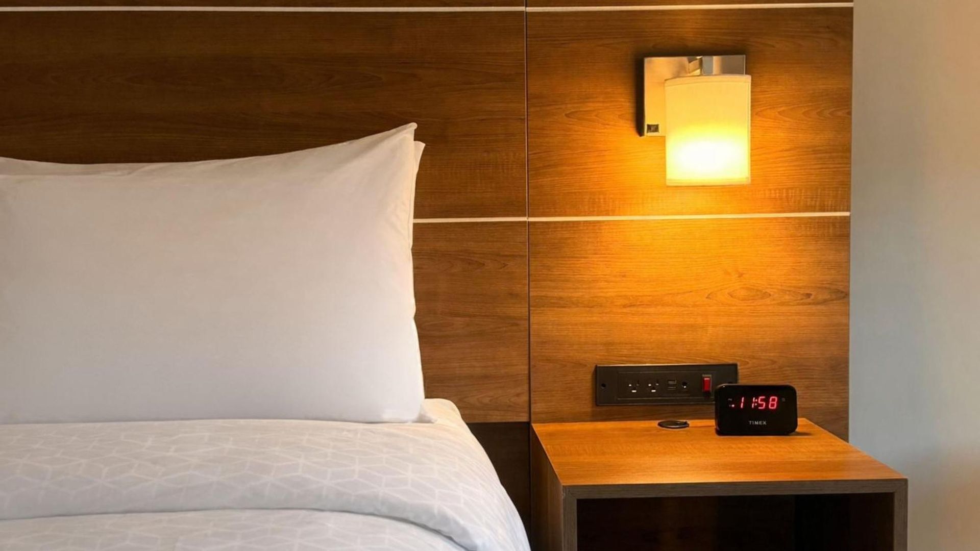 Hotel Express & - Ballantyne By Ihg
