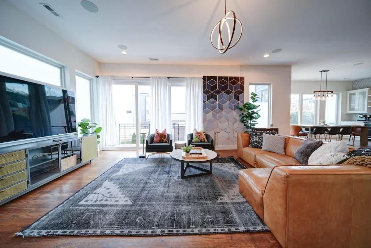 Holiday home Modern Rooftop Townhome W Hot Tub & Skyline Views