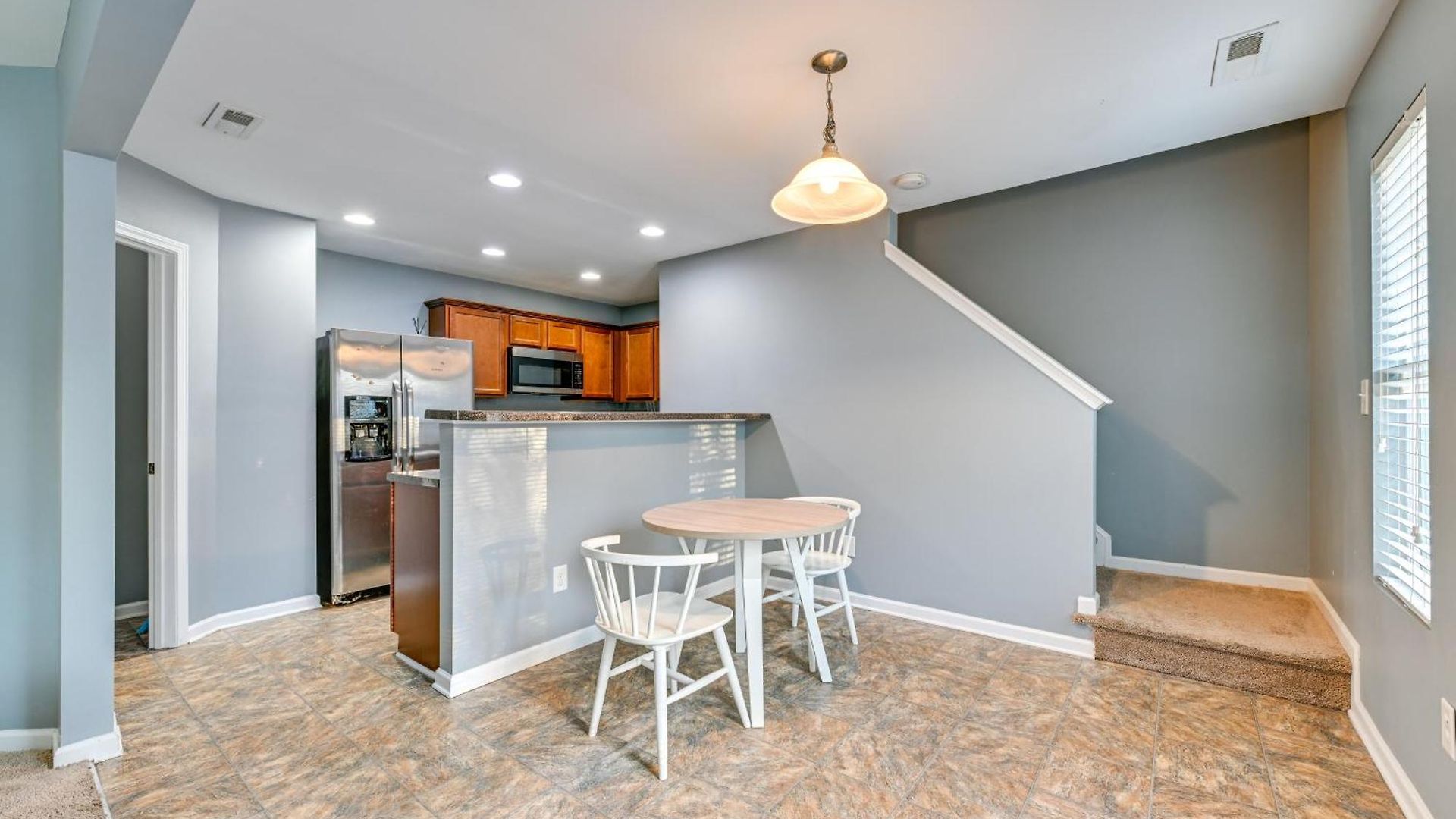 Pet-friendly Just Outside Downtown Charlotte! *