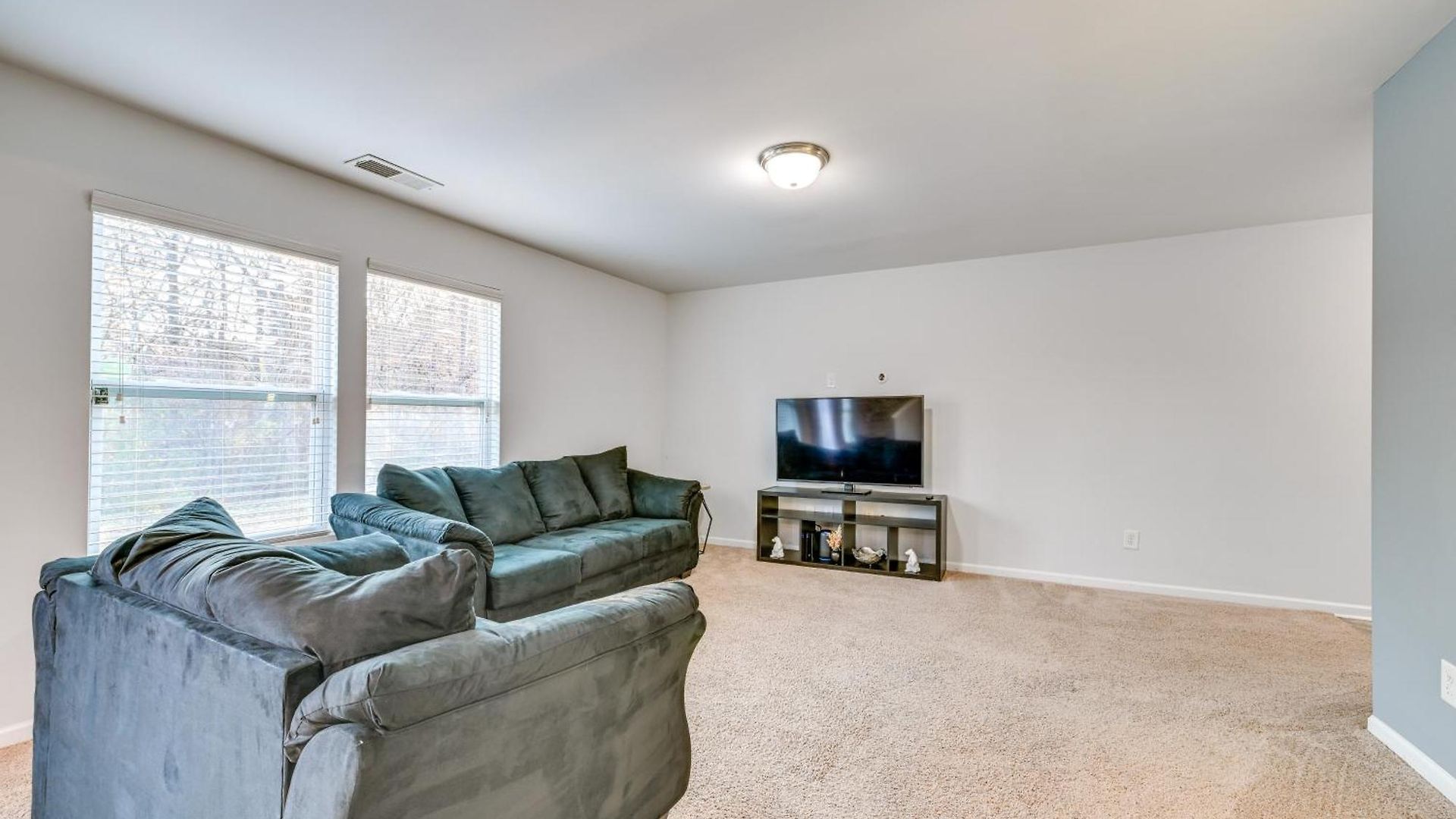 Pet-friendly Just Outside Downtown Charlotte! Charlotte