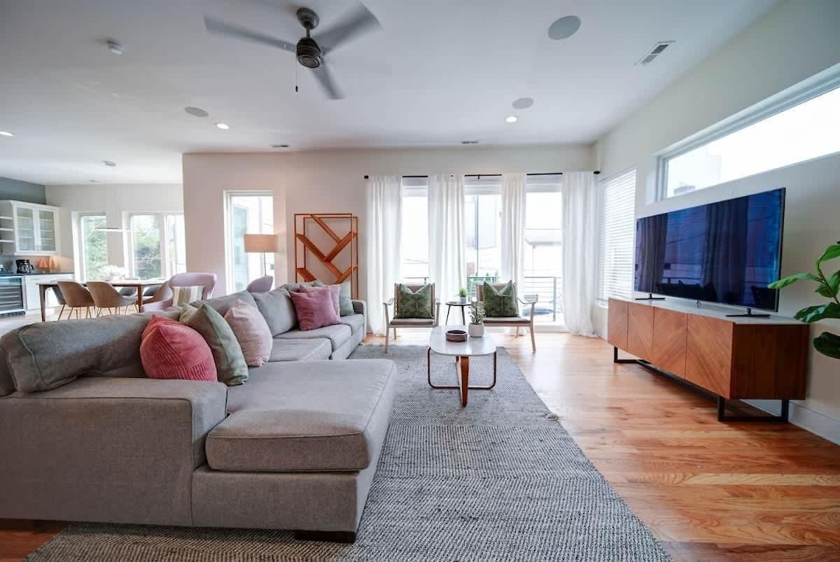 Luxe Townhome Rooftop Hot Tub Parking Charlotte