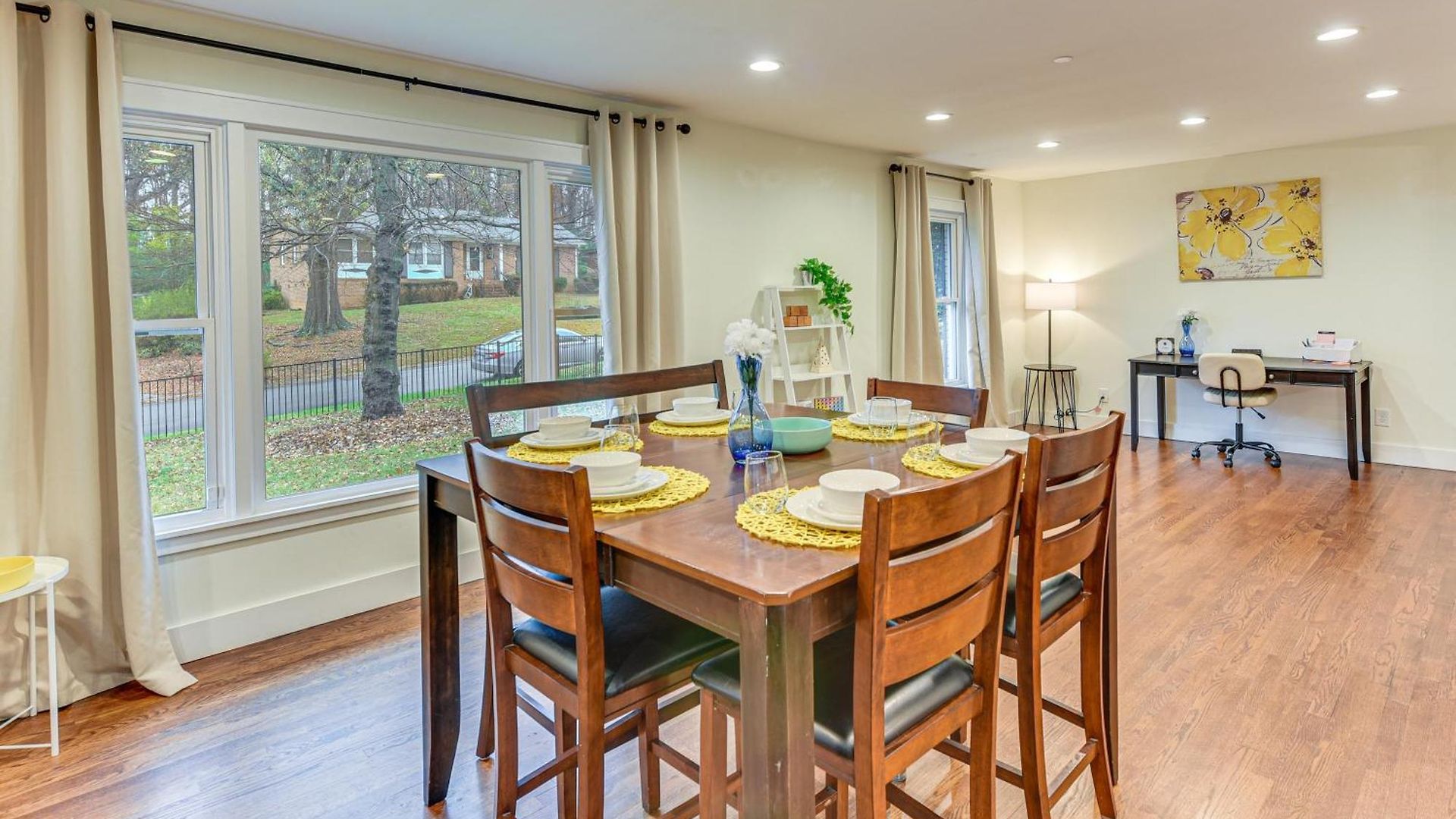 Dog-friendly Yard, 5 Mi To Uptown: