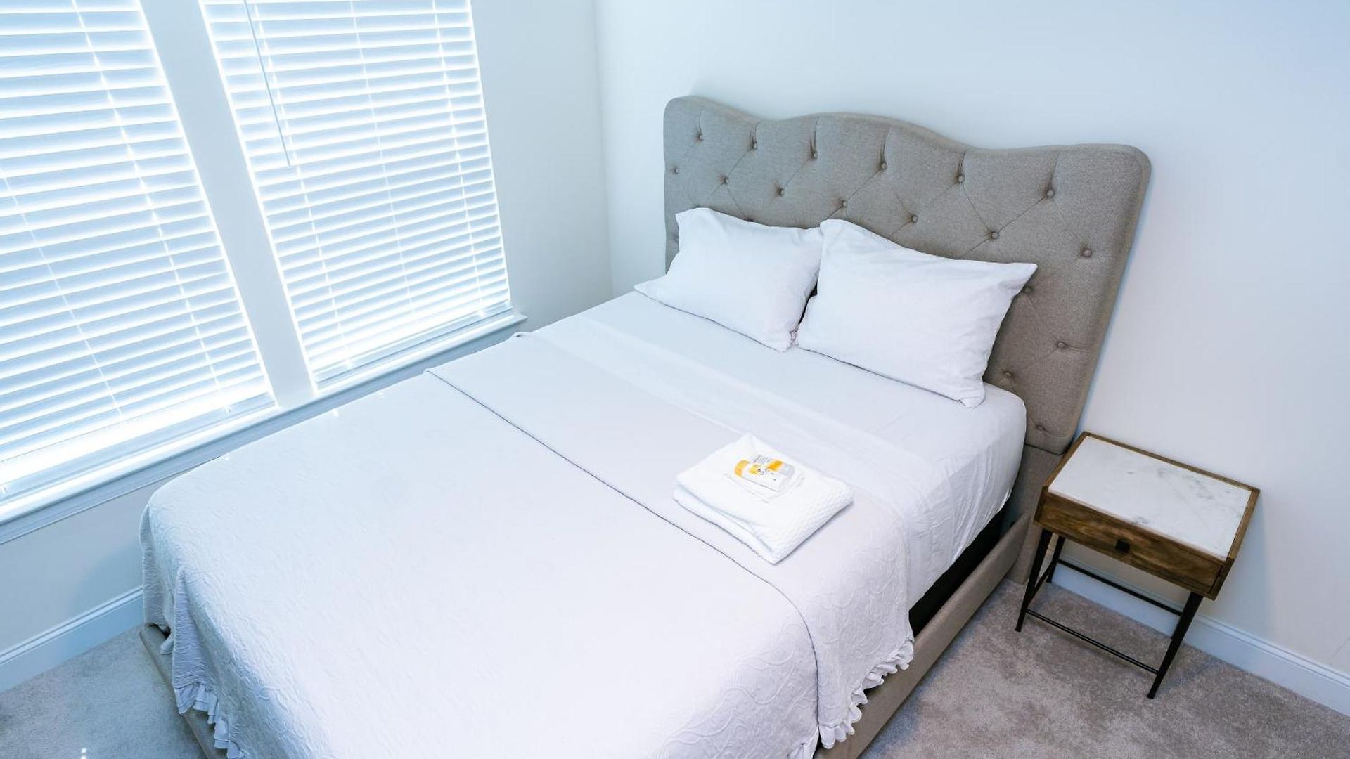 Private With Private Bathroom * Charlotte