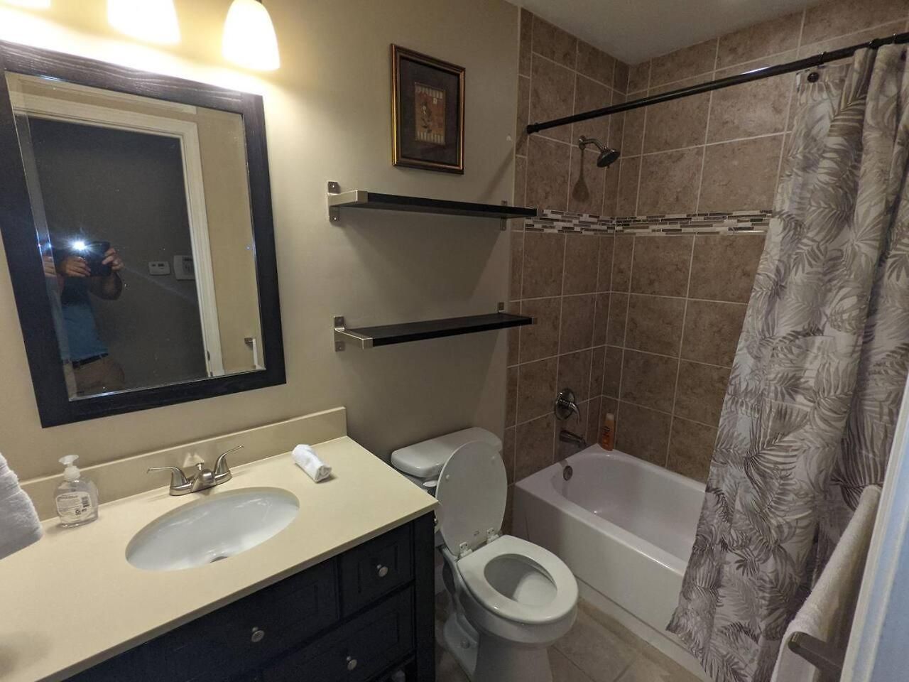 Qc Montclaire South