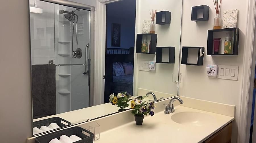 Grill Patio • Pet Friendly • 3br