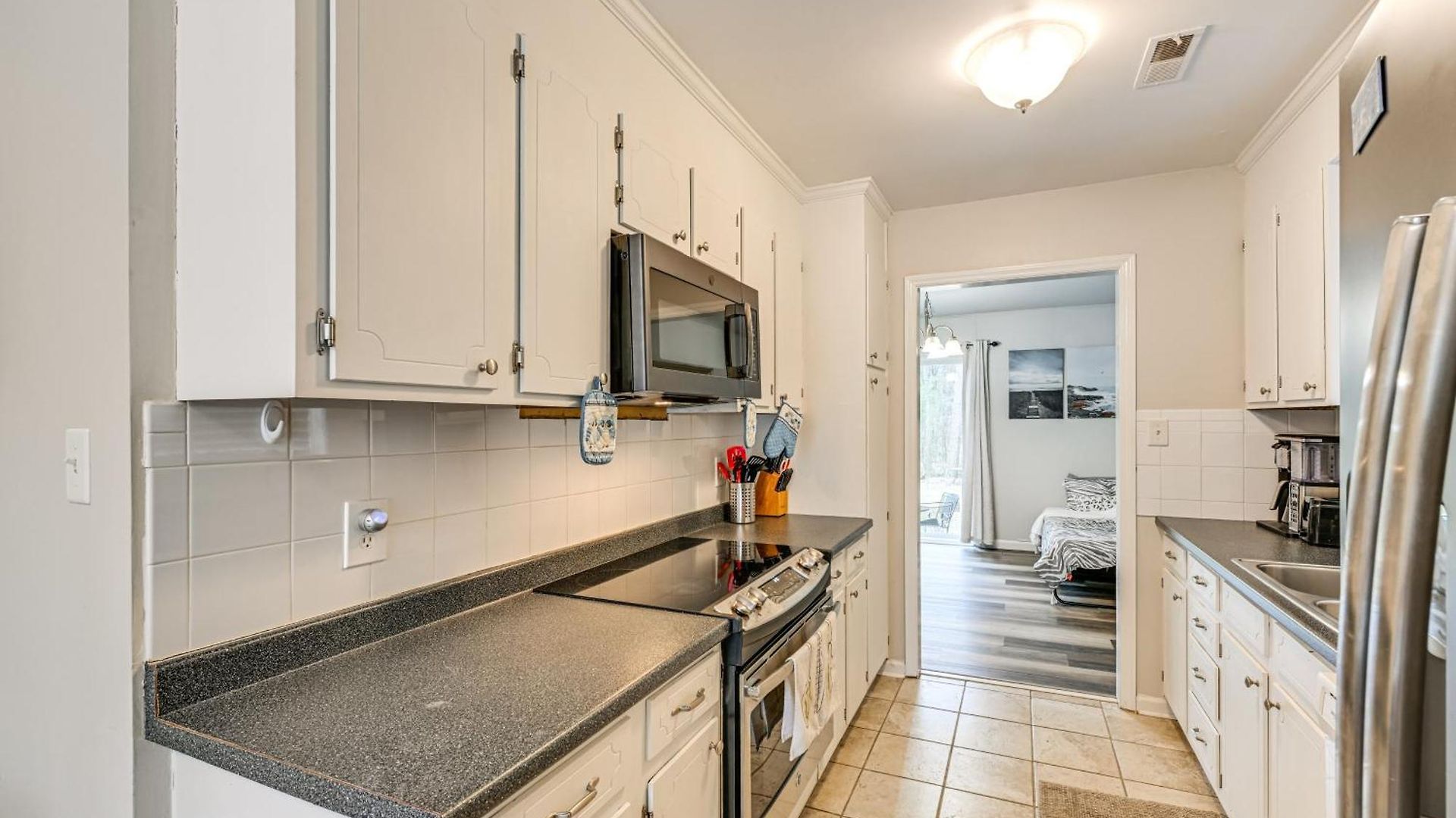 Cozy Family Retreat! In Suburbs Holiday home Charlotte