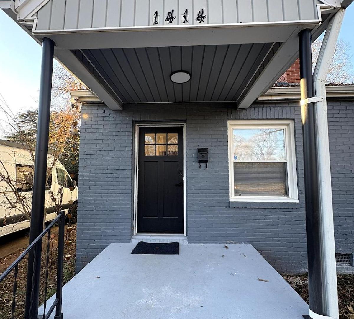 Charming Classic, Duplex With A Modern Twist Holiday home