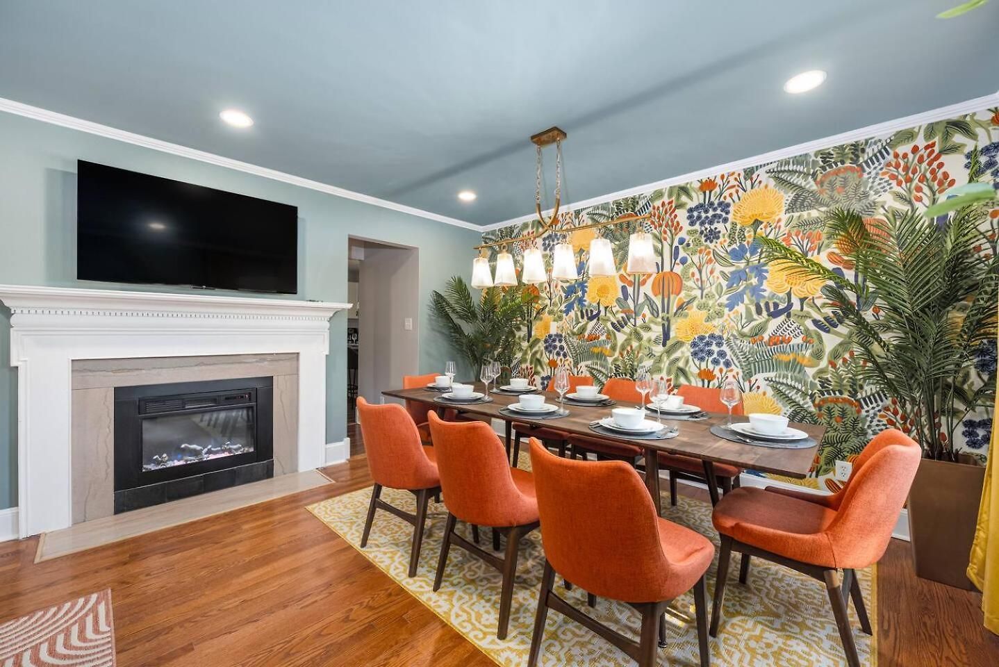 Pool Oasis With Hot Tub, Pickleball Court And Games Near Uptown *
