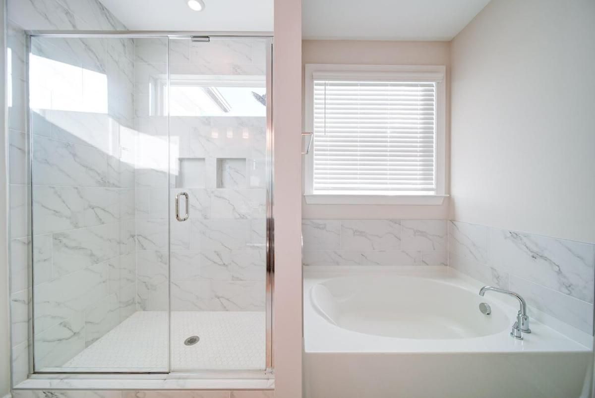 Holiday home Luxury 4br Escape - Premium Modern Comfort Charlotte