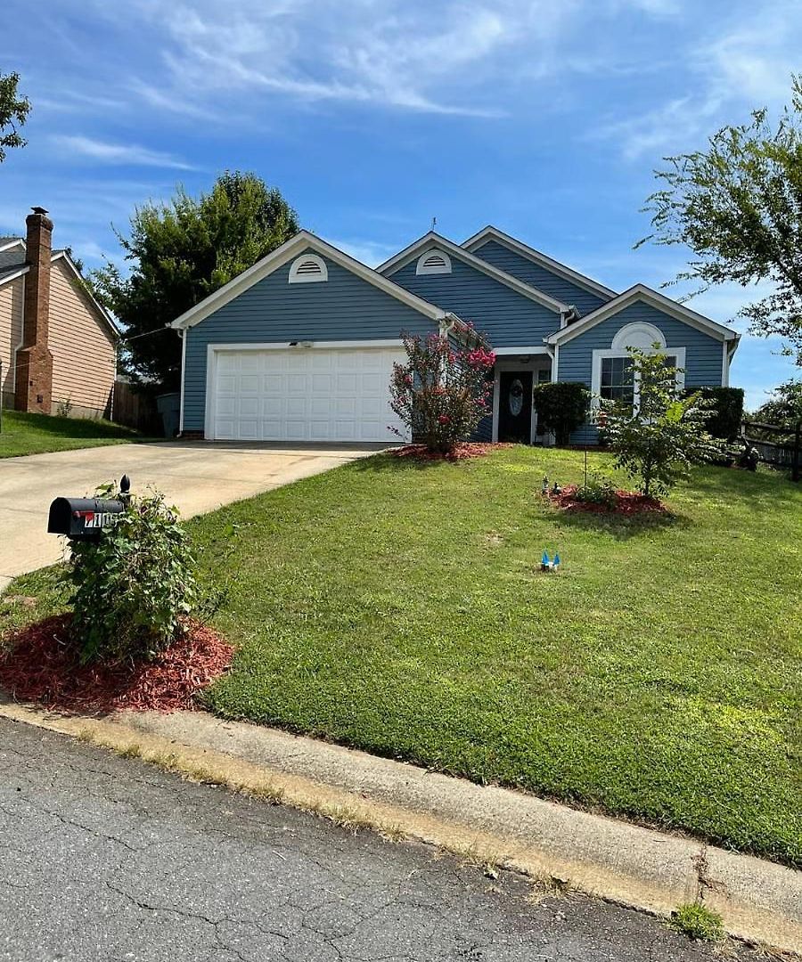 Grill Patio • Pet Friendly • 3br Holiday home Charlotte