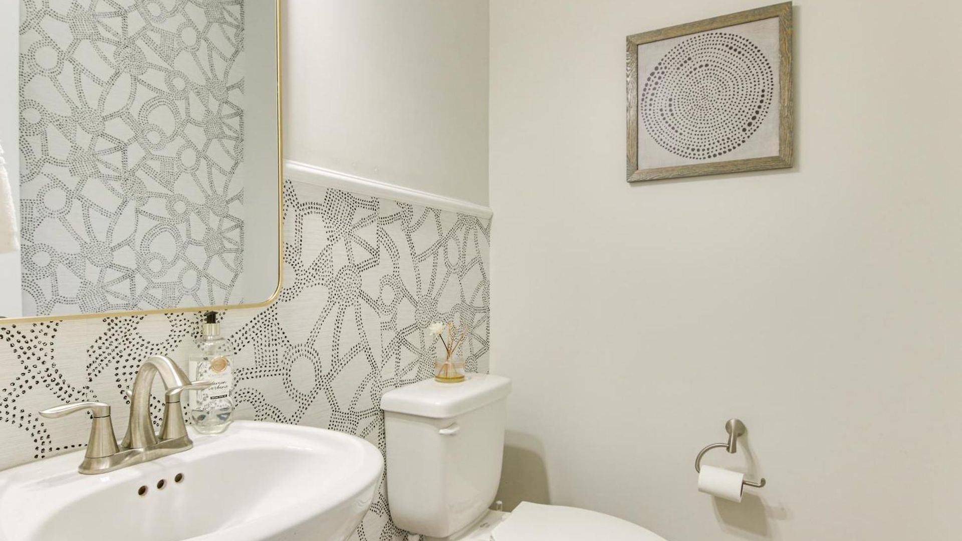 Holiday home 3 Mi To Wylie! Modern Townhome Charlotte