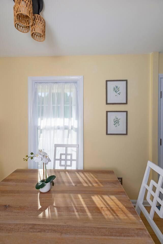 New! Special Intro Rates! Lovely 2 Bedroom Holiday home Charlotte