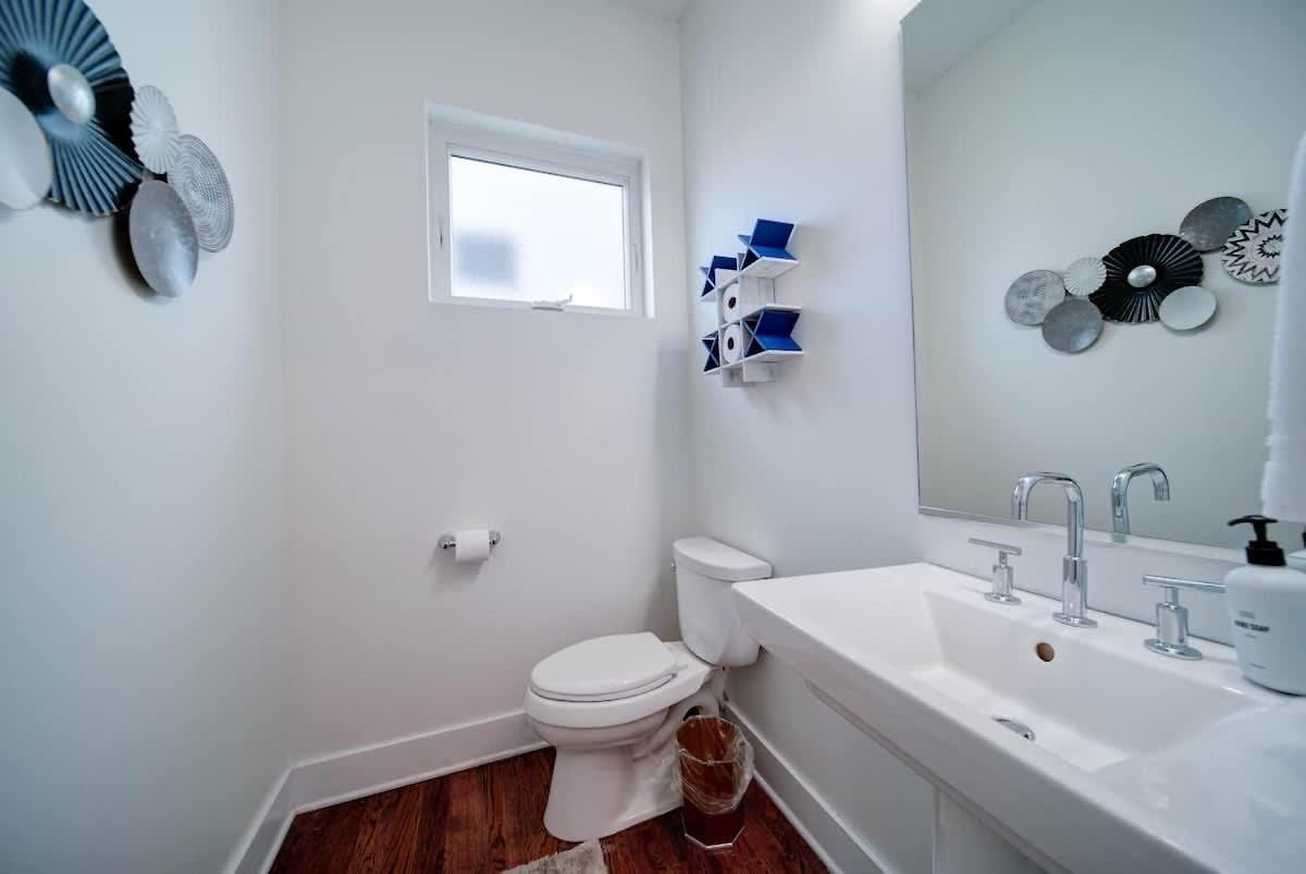Holiday home Modern Rooftop Townhome W Hot Tub & Skyline Views *