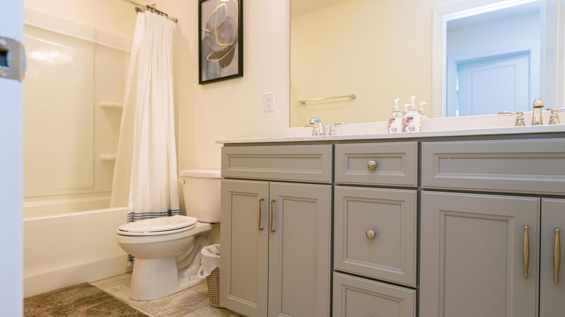 Private With Private Bathroom Homestay