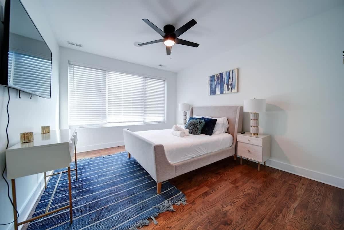 Modern Rooftop Townhome W Hot Tub & Skyline Views Holiday home *