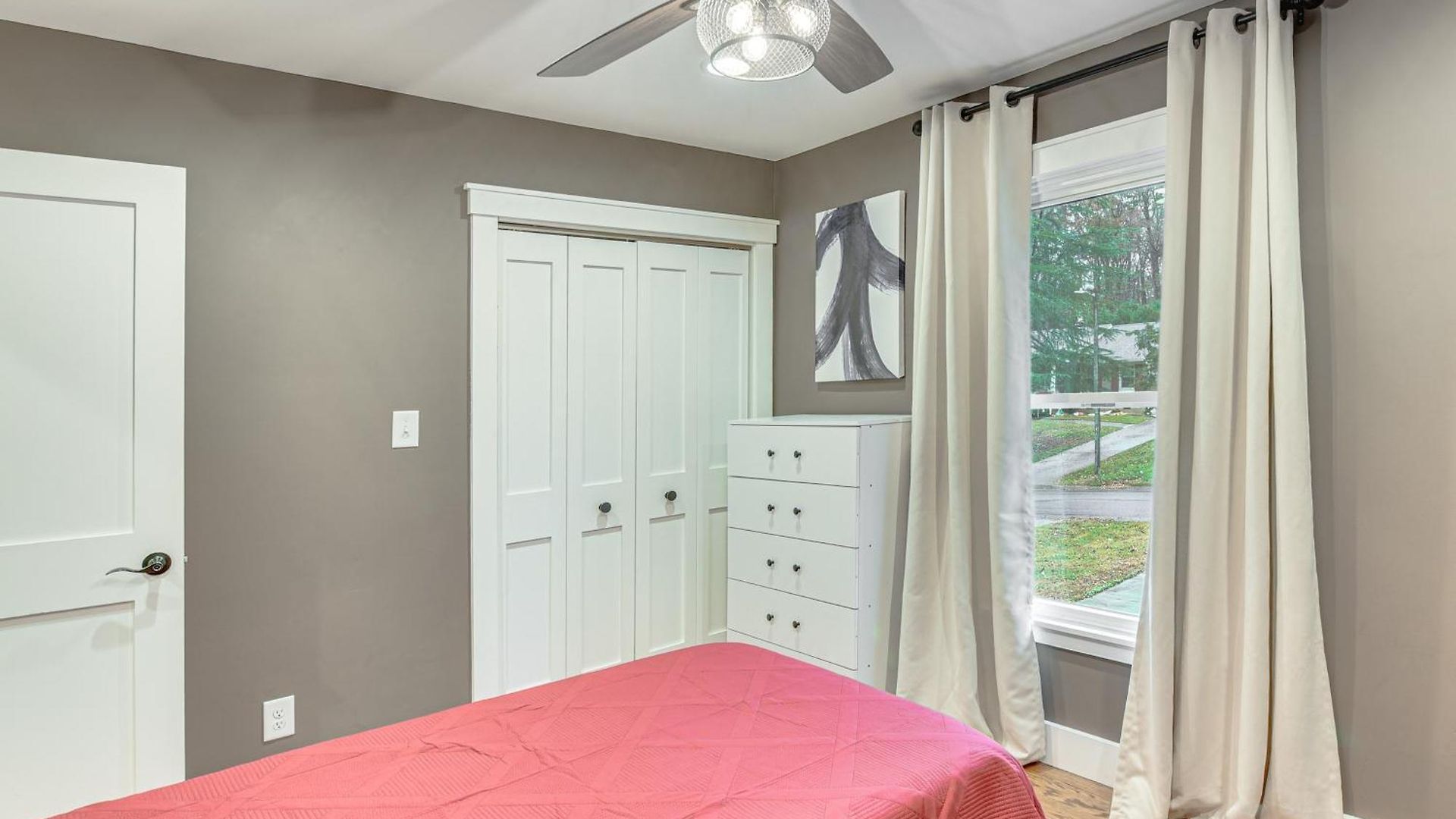Dog-friendly Yard, 5 Mi To Uptown: Holiday home