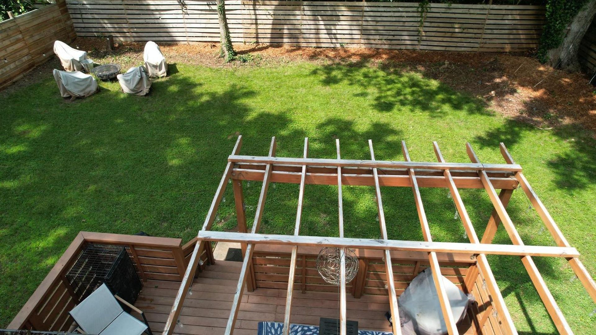 Hpthe Bungalowspectrumbojanglesfenced Yarddog
