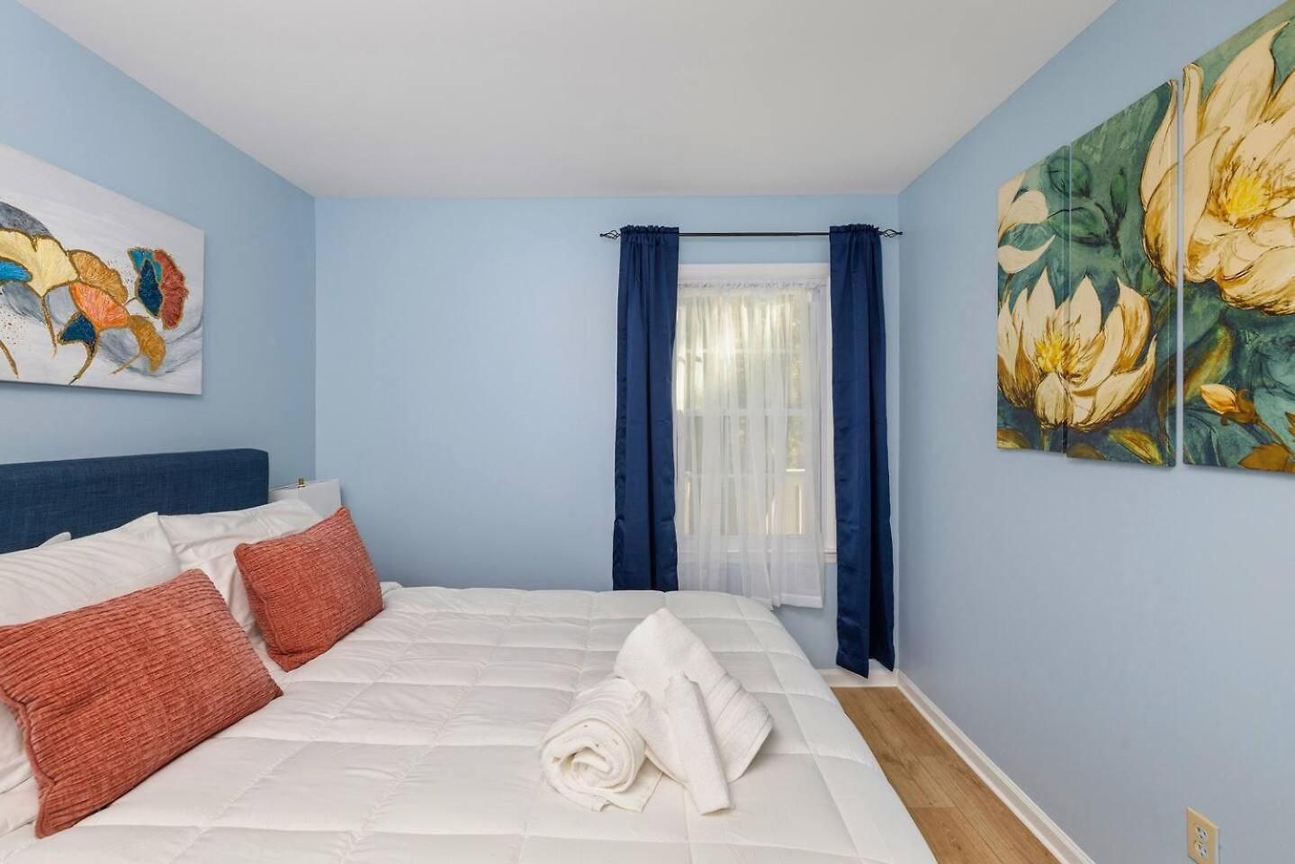 New! Special Intro Rates! Lovely 2 Bedroom Holiday home *